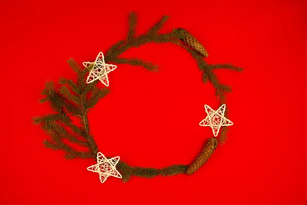 Vánoční Výzdoba Dekorace Hračky Pro Vánoční Stromeček Červeném Pozadí Vánoční — Stock fotografie