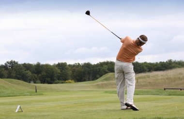 COURSON, FRANCE, SEPTEMBER 13, 2008: golfçü joakimides in action at the stade francais open in courson Monteloup golf course