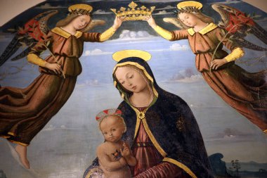 SIENA, ITALY, 14 Haziran 2016: Siena, Toskana 'nın Pinacoteca Nazialinin iç mimari dekorları