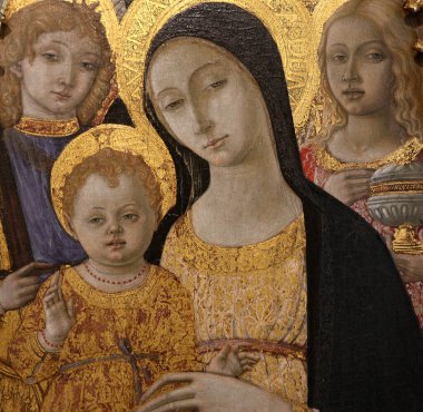 SIENA, ITALY, 14 Haziran 2016: Siena, Toskana 'nın Pinacoteca Nazialinin iç mimari dekorları