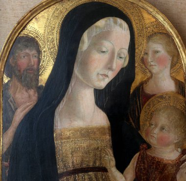 SIENA, ITALY, 14 Haziran 2016: Siena, Toskana 'nın Pinacoteca Nazialinin iç mimari dekorları