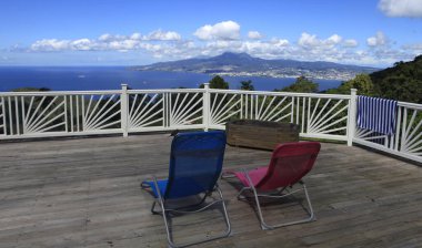 Anses of Arlet 'teki ahşap teras, Martinique Adası, Batı Hint Adaları, Fransa