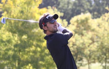 COURSON, FRANCE, SEPTEMBER 13, 2008: Courson Monteloup golf sahasında Fransa Stadyumu açık 2008 golfçüsü
