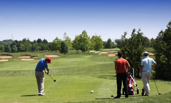 Man Golfsving Golfbana — Stockfoto