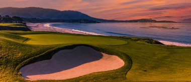 Pebble Beach golf sahası, Hole 9, Monterey, California, ABD