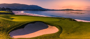 Pebble Beach golf sahası, Hole 9, Monterey, California, ABD