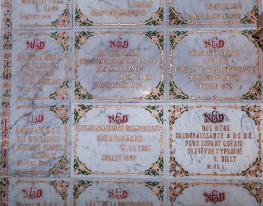 CHATEAUNEUF SUR CHER, FRANCE, Nisan 09, 2022: Çocukların Hanımefendisinin iç ve mimari detayları