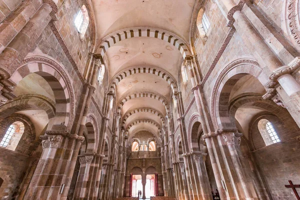 Vezelay フランス エイプリル13 2022 聖マリア マガダレン修道院の内装と建築の詳細 — ストック写真