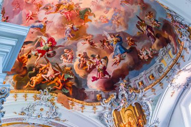 OTTOBEUREN, BAVARIA, GERMANY, HAZİRAN 04, 2022: Johann Jakob Zeiller (1708-1783) Ottobeuren Manastırı Bazilikası 'nda tavan freskleri