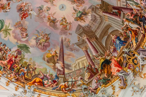 OTTOBEUREN, BAVARIA, GERMANY, HAZİRAN 04, 2022: Johann Jakob Zeiller (1708-1783) Ottobeuren Manastırı Bazilikası 'nda tavan freskleri