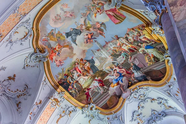 OTTOBEUREN, BAVARIA, GERMANY, HAZİRAN 04, 2022: Johann Jakob Zeiller (1708-1783) Ottobeuren Manastırı Bazilikası 'nda tavan freskleri