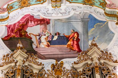 STEINGADEN, BAVARIA, GERMANY, HAZİRAN 02, 2022: Wieskirche kilisesinin tavan freskleri, J. kardeşler tarafından 1740 'ların sonlarında tasarlandı. B. ve Dominikus Zimmermann.