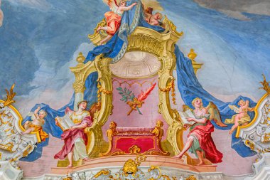 STEINGADEN, BAVARIA, GERMANY, HAZİRAN 02, 2022: Wieskirche kilisesinin tavan freskleri, J. kardeşler tarafından 1740 'ların sonlarında tasarlandı. B. ve Dominikus Zimmermann.