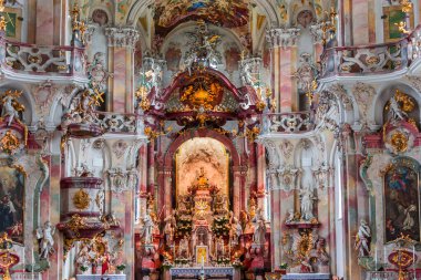 BIRNAU, BAVARIA, GERMANY, JUNE 07, 2022: Birnau bazilikasında Rococo ve barok dekorları, Gottfried Bernhard Gotz ve Joseph Anton Feuchtmayer, 18. yüzyıl