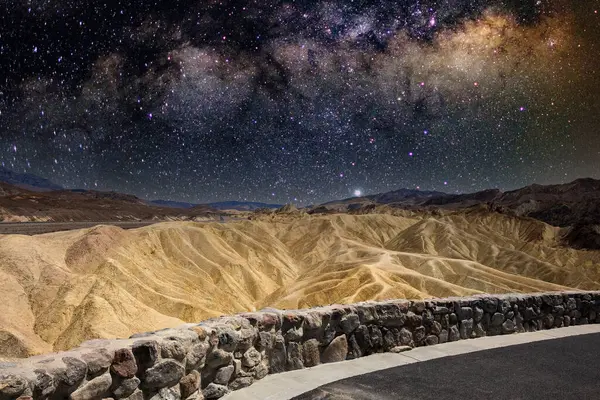 Zabriskie Point Sky Clouds Death Valley California Usa — Foto de Stock