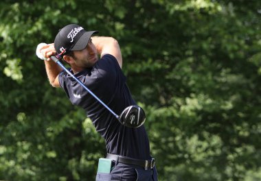 GUYANCOURT, FRANCE, HAZİRAN 03, 2015: Seve Benson (eng) Fransa Açık, Avrupa golf turunun üçüncü turunda, 3 Temmuz 2015 tarihinde Fransa 'nın Guyancourt kentinde The Golf National' da.