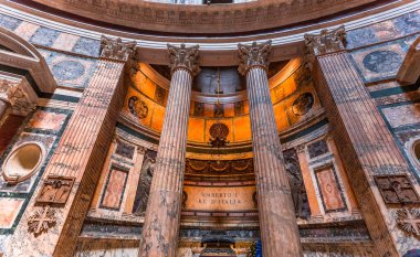 ROME, ITALY, 14 Haziran 2015: Pantheon 'un iç ve mimari detayları, 14 Haziran 2015, Roma, İtalya