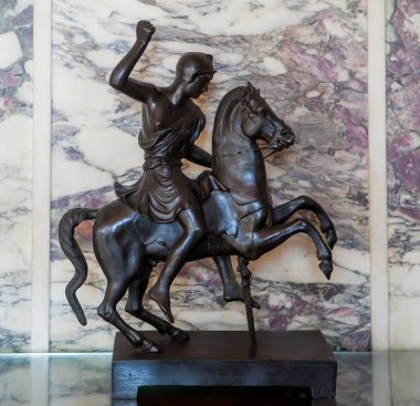 BEAULIEU SUR MUR FRANCE 24, 2013, Villa Kerylos in Beaulieu sur Mer, Fransız arkeolog Theodore Reinach tarafından 1900 'lerin başında inşa edilmiş bir Yunan stili mülktür.,,