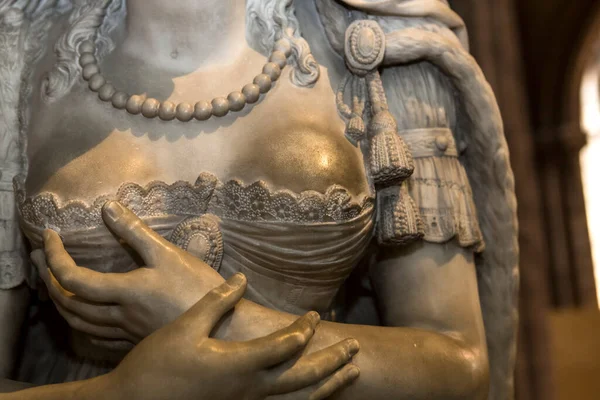 Saint Denis France February 2015 Статуя Королеви Марії Антуанетти Базиліці — стокове фото