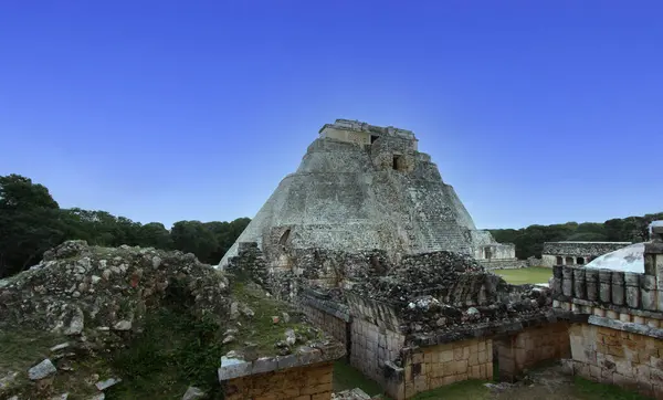 Пирамида Фокусника Руинах Усмала Юкатан Мексика — стоковое фото