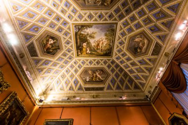 Floransa, İtalya, 28 Ekim 2015: iç mekanlar ve Palazzo Pitti, 28 Ekim 2015 Floransa, İtalya, mimari detaylar