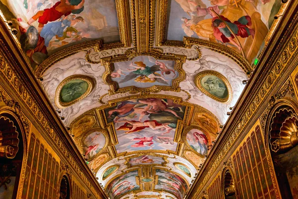 Paris France Ectober 2022 Mazarin Galerisinin Tavan Freskleri Sıva Dekorları — Stok fotoğraf