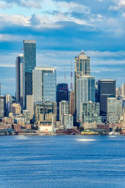 Seattle, Washingotn 'daki ufuk çizgisi manzarası. Mimari çekim.