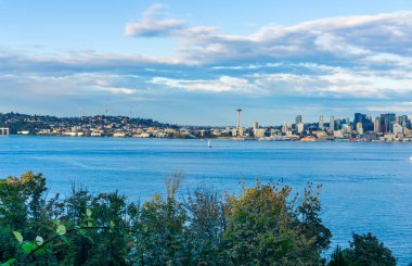 Seattle, Washingotn 'daki ufuk çizgisi manzarası. Mimari çekim.
