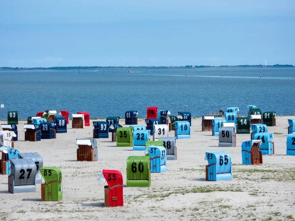 Neuharlingersiel Est Une Commune Commune Esens Dans District Wittmund Dans Images De Stock Libres De Droits