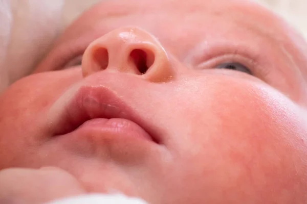 Pink lips of baby girl with callus because of strong sucking reflex — Stock Photo, Image
