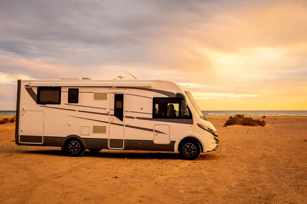 Big Modern Motorhome Camper Van Parked Ground Beautiful Beach Sea — kuvapankkivalokuva
