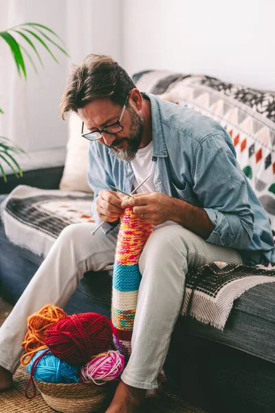 Man Doing Knit Work Needles Relax Enjoy Indoor Time Home — Fotografia de Stock