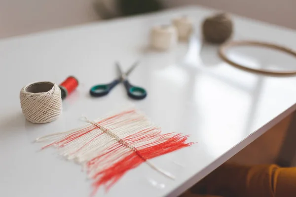 Thread Feather Diy Home Decor Handmade Yarn Decoration Woman Making —  Fotos de Stock