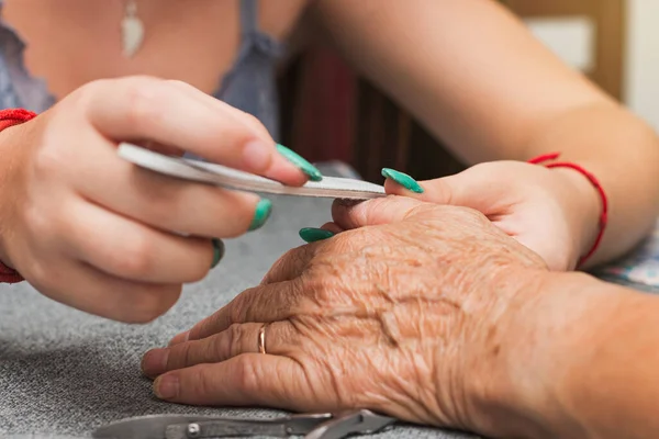 Close Hands Two Unrecognizable Women One Young One Old Having — Fotografia de Stock