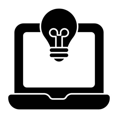 Dizüstü bilgisayarda ampul, çevrimiçi fikrin simgesi