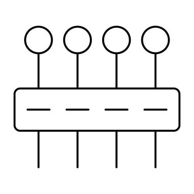 Başörtüsü simgesini moda biçiminde iğneledi