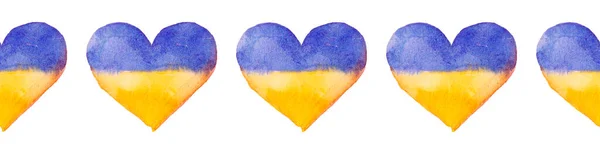 乌克兰国旗的心形呈黄色和蓝色 爱国主义 帮助和声援乌克兰公民的概念 — 图库照片