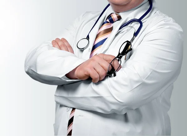 Lékař Stetoskopem Bílém Pozadí — Stock fotografie