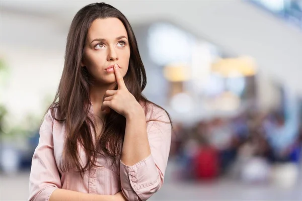 Jonge Mooie Blonde Vrouw Denken — Stockfoto