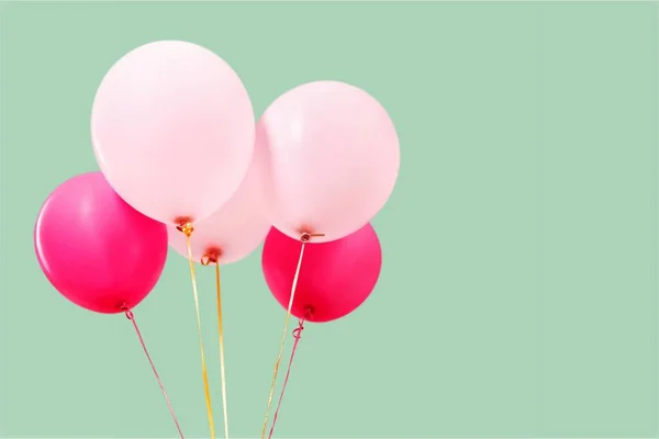 Globos Rosados Sobre Fondo Verde — Foto de Stock