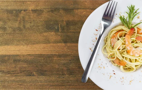 Spaghetti Shrimps Herbs Plate — Stock Photo, Image