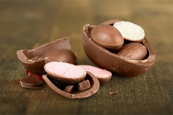 Savoureux Chocolat Oeufs Pâques Sur Fond Gros Plan — Photo