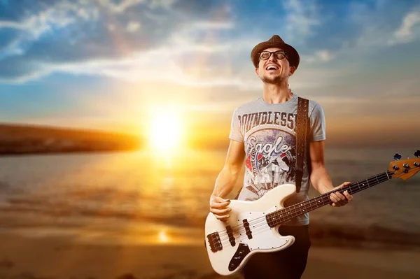 Young Guitarist Wearing Guitar Sunrise Background — Stock Photo, Image