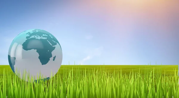 Dünya Çevre Günü Yeşil Çimlerde Kristal Küre — Stok fotoğraf