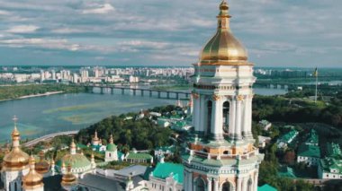 Kiev Pechersk Lavra, Büyük Lavra Çan Kulesi, Ortodoks Manastırı