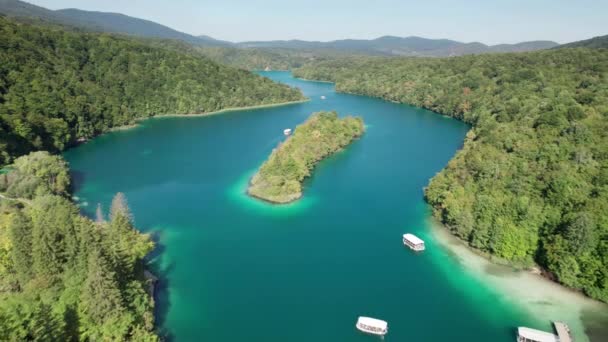 Vedere aeriană a lacurilor Plitvice din Parcul Național Croația, Natură Curată — Videoclip de stoc