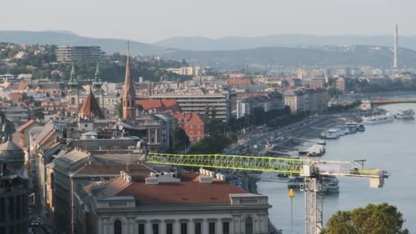 Город Будапешт на Дунае — стоковое видео