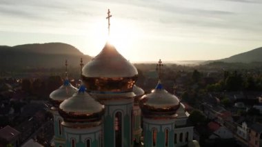 Günbatımında Hristiyan Kilisesi, Hava Manzarası, Transcarpathia Tapınağı, Ukrayna