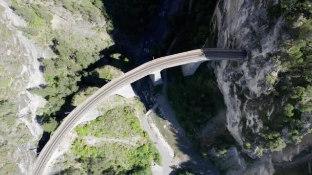 Aerial View of the Landwasser Viaduct in the Swiss Alps at Summer — Αρχείο Βίντεο