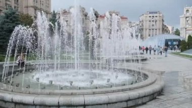 Kiev 'deki merkez meydan, Khreshchatyk.